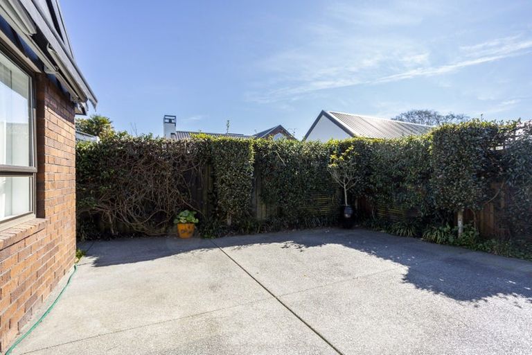 Photo of property in 1/31a Lansbury Avenue, Strowan, Christchurch, 8052