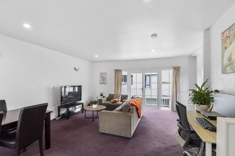 Photo of property in 8/142 Ghuznee Street, Te Aro, Wellington, 6011