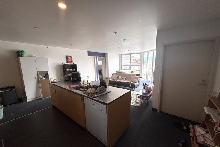 Photo of property in Hanson House, 10/27 Hanson Street, Mount Cook, Wellington, 6021