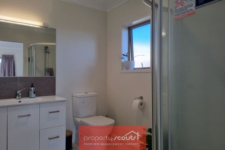 Photo of property in 3a Honeyfield Drive, Whalers Gate, New Plymouth, 4310