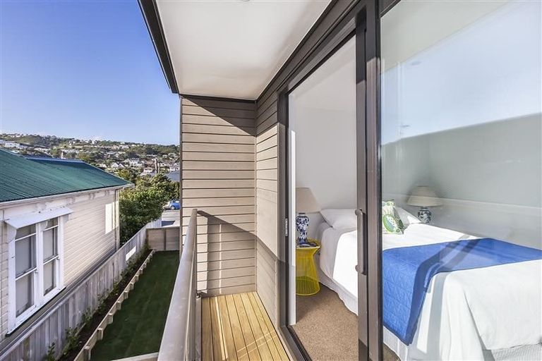 Photo of property in 5/74 Derwent Street, Island Bay, Wellington, 6023