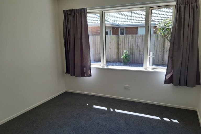 Photo of property in 60a Halswell Road, Hillmorton, Christchurch, 8025