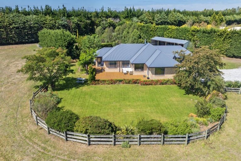 Photo of property in 1897 South Eyre Road, Eyrewell, Rangiora, 7476