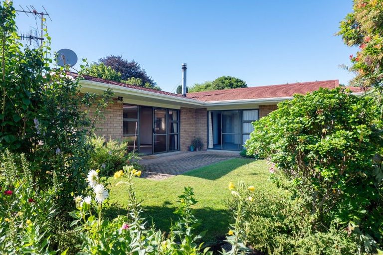 Photo of property in 8 Wychwood Crescent, Springfield, Rotorua, 3015