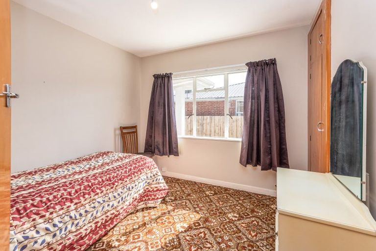 Photo of property in 74 Burwood Road, Burwood, Christchurch, 8083