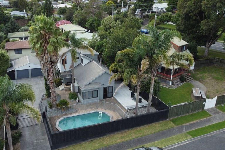 Photo of property in 3 Waikare Place, Welcome Bay, Tauranga, 3112