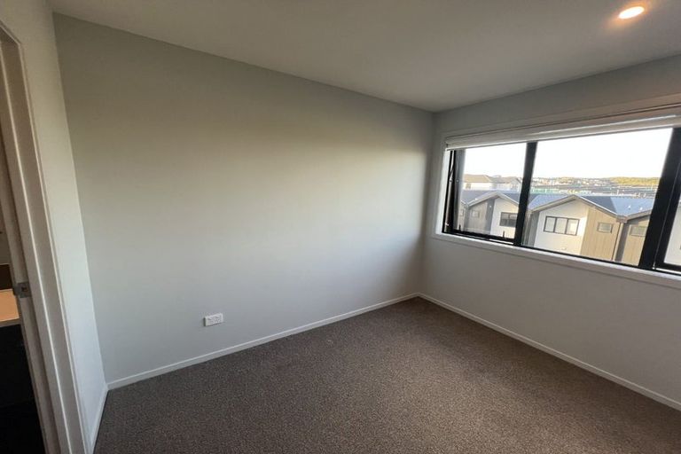 Photo of property in 12b Tikati Rise, Long Bay, Auckland, 0630