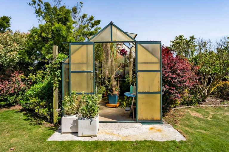 Photo of property in 475 Manawapou Road, Hawera, 4672