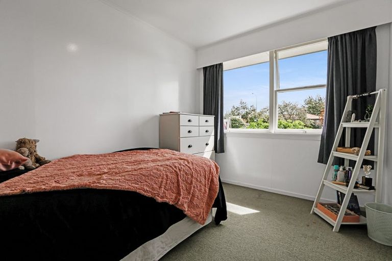 Photo of property in 99 Grove Street, Tinwald, Ashburton, 7700