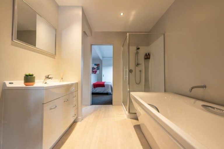 Photo of property in 23 Groves Road, Raumati Beach, Paraparaumu, 5032