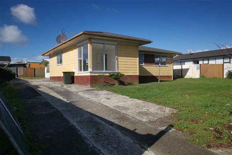 Photo of property in 5 Israel Avenue, Clover Park, Auckland, 2023