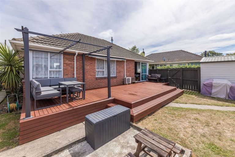Photo of property in 6 Avro Crescent, Hornby, Christchurch, 8042