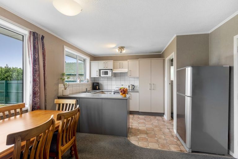 Photo of property in 8 Fern Drive, Halswell, Christchurch, 8025