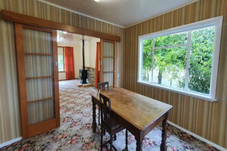 Photo of property in 30 Wikitoria Road, Putiki, Whanganui, 4501