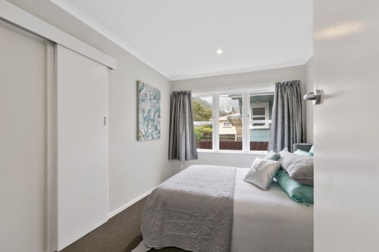 Photo of property in 22 Sunny Grove, Wainuiomata, Lower Hutt, 5014