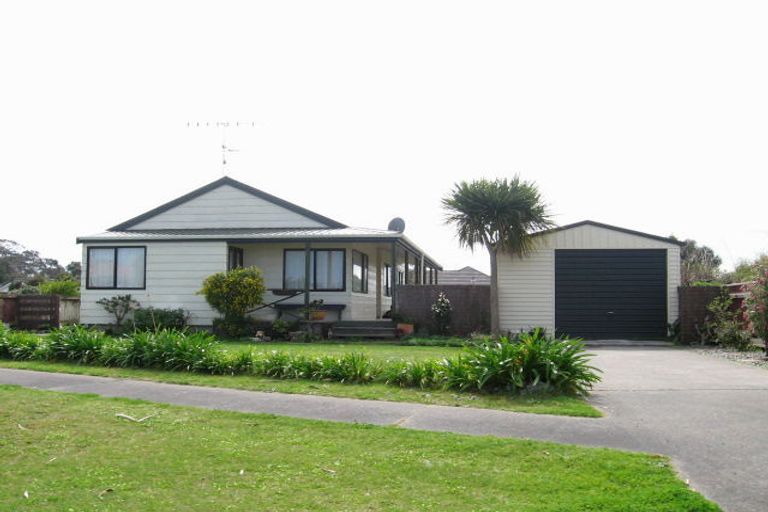 Photo of property in 10 Poutama Place, Tawhero, Whanganui, 4501