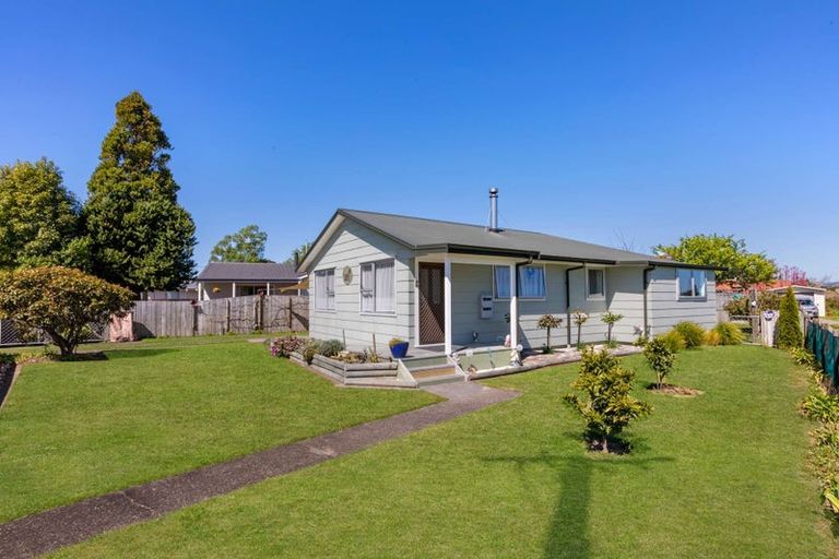 Photo of property in 55 Kawaha Point Road, Kawaha Point, Rotorua, 3010