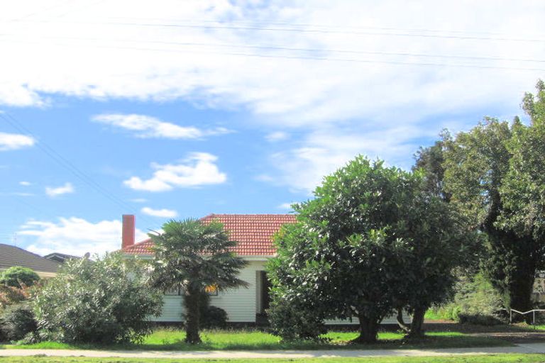 Photo of property in 2/116 Carruth Road, Papatoetoe, Auckland, 2025