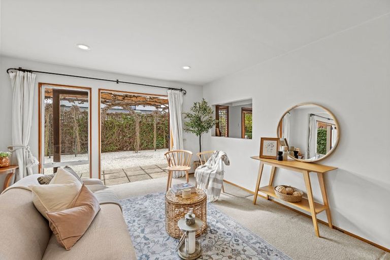 Photo of property in 2/151 Idris Road, Strowan, Christchurch, 8052