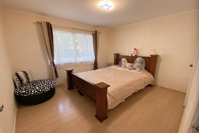 Photo of property in 21 Millhouse Drive, Northpark, Auckland, 2013