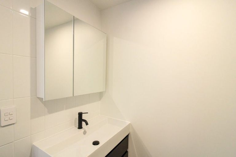 Photo of property in 902/212 Willis Street, Te Aro, Wellington, 6011