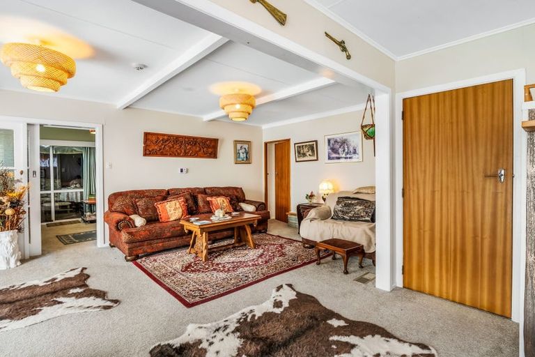 Photo of property in 36 Broadhead Avenue, Tawhero, Whanganui, 4501