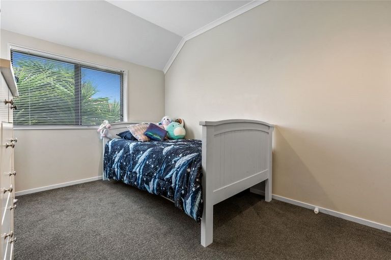 Photo of property in 31d Chieftain Rise, Goodwood Heights, Auckland, 2105