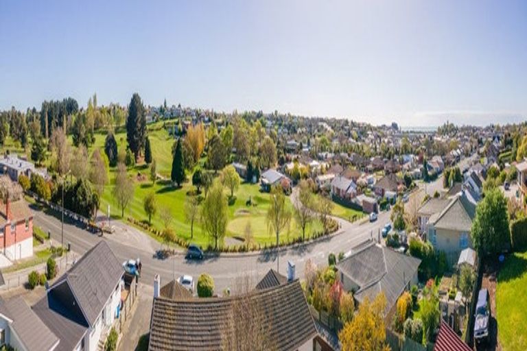 Photo of property in 82 Douglas Street, Highfield, Timaru, 7910