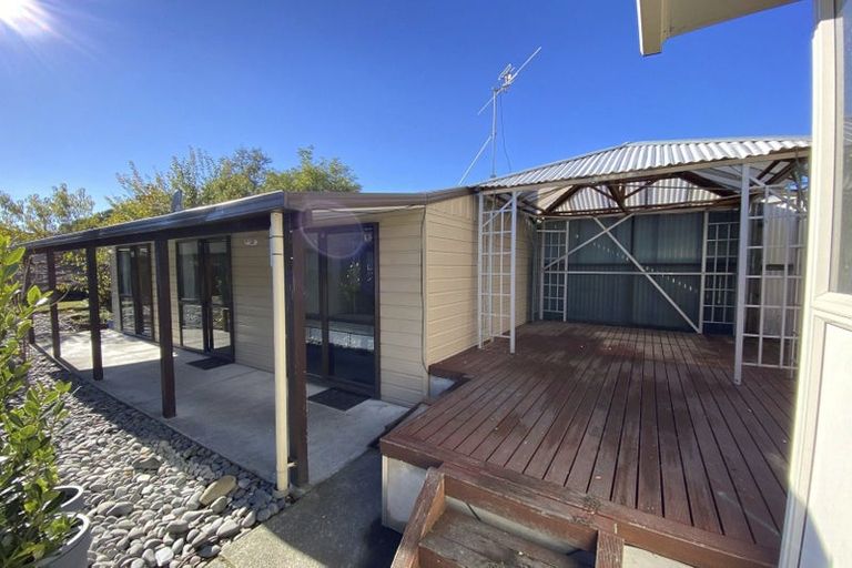 Photo of property in 76 Sawyers Arms Road, Northcote, Christchurch, 8052