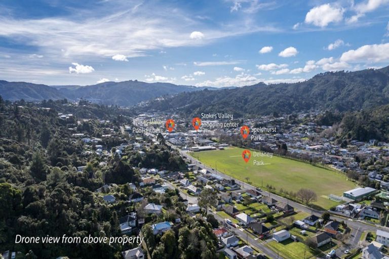 Photo of property in 35 Hanson Grove, Stokes Valley, Lower Hutt, 5019