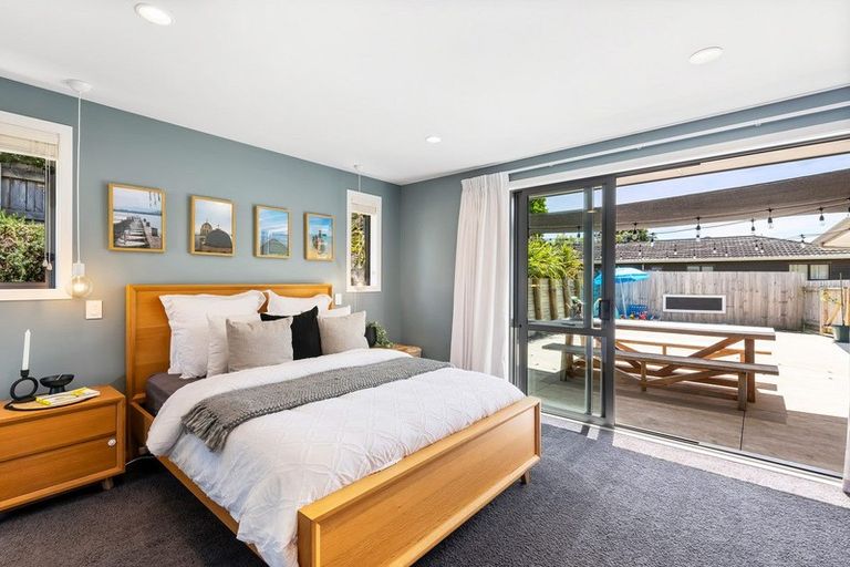 Photo of property in 6 Lambert Way, Paraparaumu, 5032