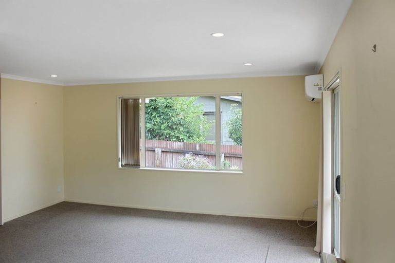 Photo of property in 8 Malthouse Lane, Heathcote Valley, Christchurch, 8022