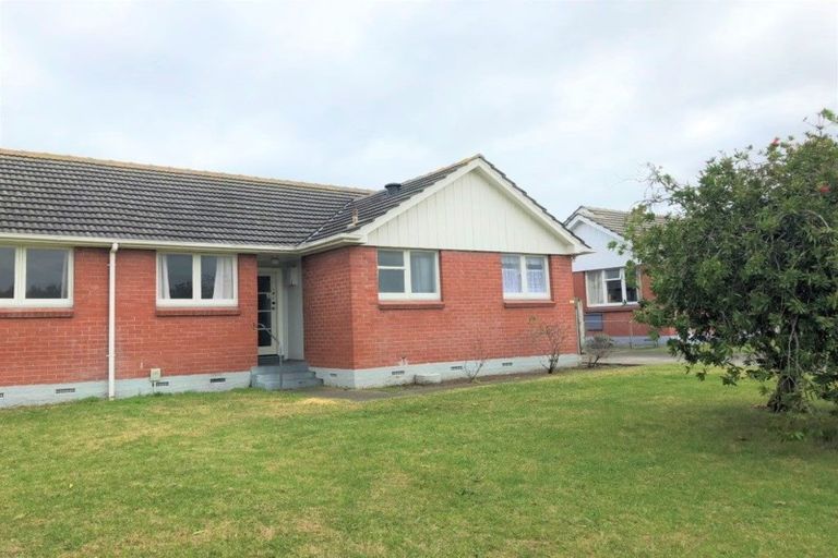 Photo of property in 14 Rogers Street, Castlecliff, Whanganui, 4501