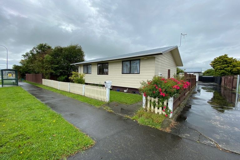 Photo of property in 124 Roberts Line, Kelvin Grove, Palmerston North, 4414