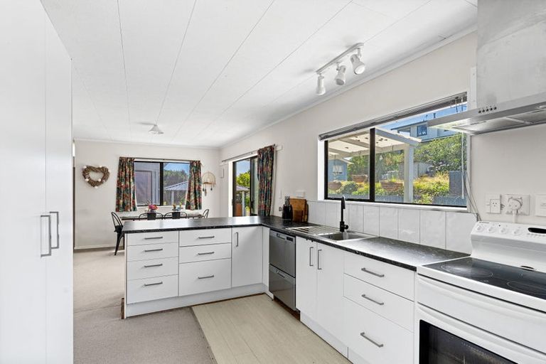 Photo of property in 124 Park Avenue, Waitarere Beach, Levin, 5510
