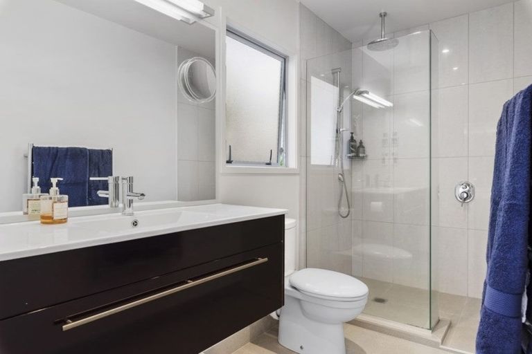 Photo of property in 1/27 Park Rise, Campbells Bay, Auckland, 0630