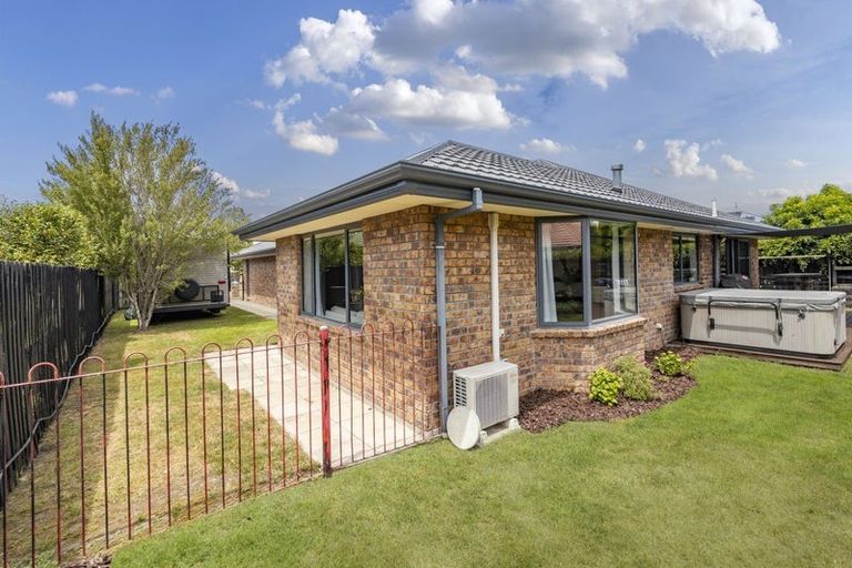 Photo of property in 15 Rushmore Drive, Belfast, Christchurch, 8051