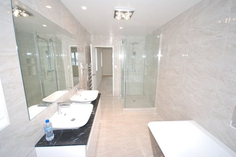 Photo of property in 13 Bruckless Drive, Flat Bush, Auckland, 2019