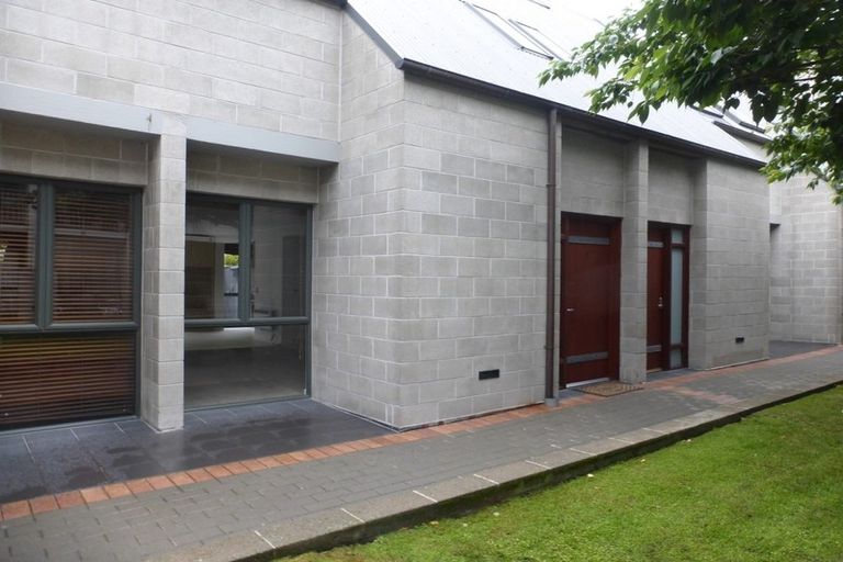 Photo of property in 6/868 Colombo Street, Christchurch Central, Christchurch, 8013