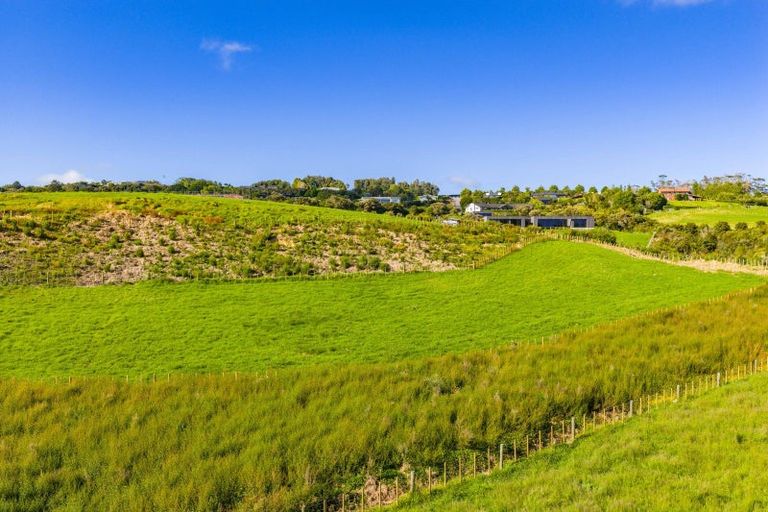 Photo of property in 42 Ocean Sounds Place, Mangawhai, 0975