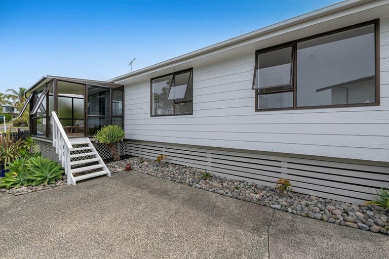 Photo of property in 7 Kauri Crescent, Snells Beach, 0920
