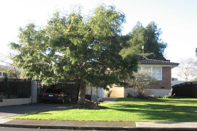 Photo of property in 48 Lawrence Crescent, Hillpark, Auckland, 2102