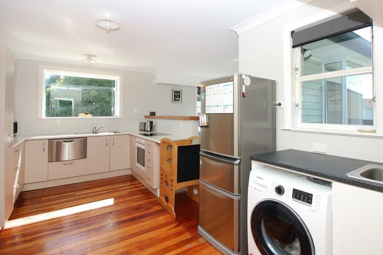 Photo of property in 14 Viscount Place, West End, Palmerston North, 4412