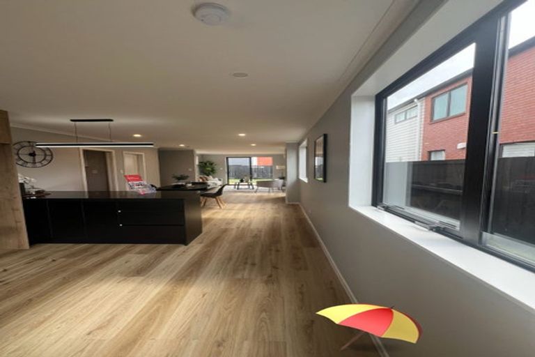 Photo of property in 2/1 Sundown Crescent, Melville, Hamilton, 3206