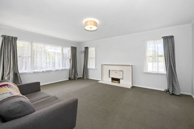 Photo of property in 35 Dunster Street, Burnside, Christchurch, 8053