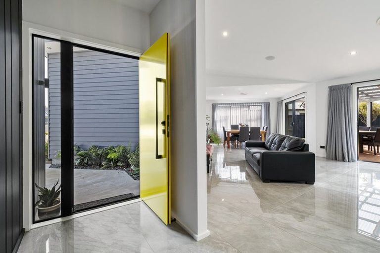 Photo of property in 4 Waimarama Court, Roslyn, Palmerston North, 4414