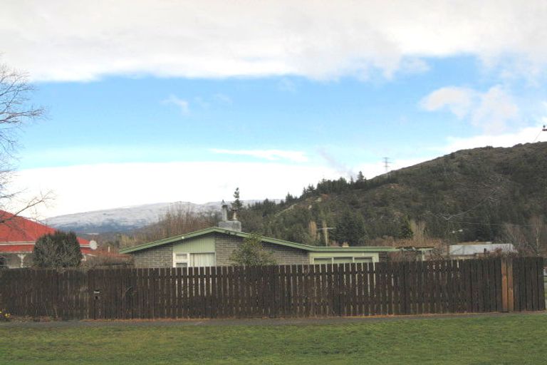 Photo of property in 63 Sunderland Street, Clyde, 9330