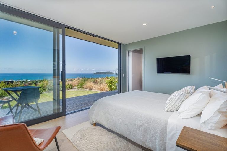 Photo of property in 7 Mason Rise, Tairua, 3508