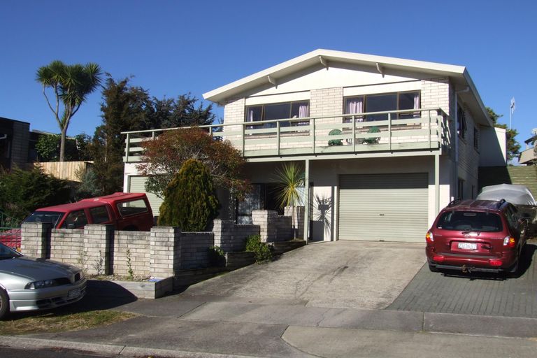 Photo of property in 20 Kempton Place, Richmond Heights, Taupo, 3330