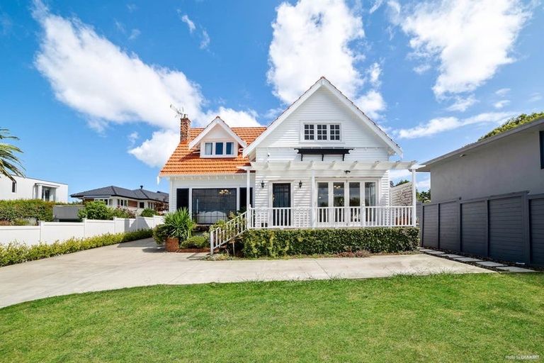 Photo of property in 1 Killarney Street, Takapuna, Auckland, 0622